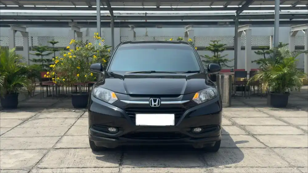 HONDA HR-V/HRV 1.5 E, HITAM 2016