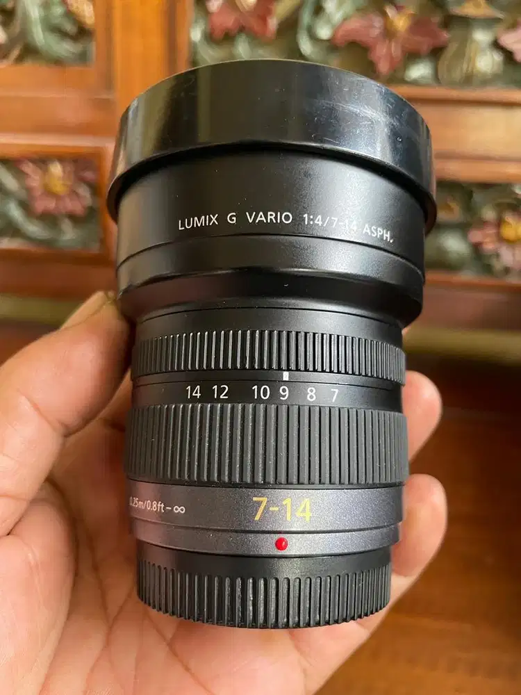 Lensa Panasonic Lumix 7-14mm F4 Like New