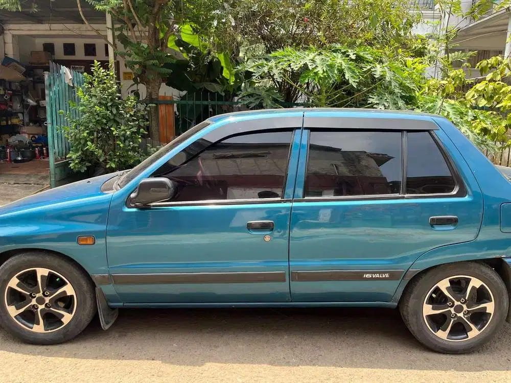 Daihatsu Charade 1994 Bensin
