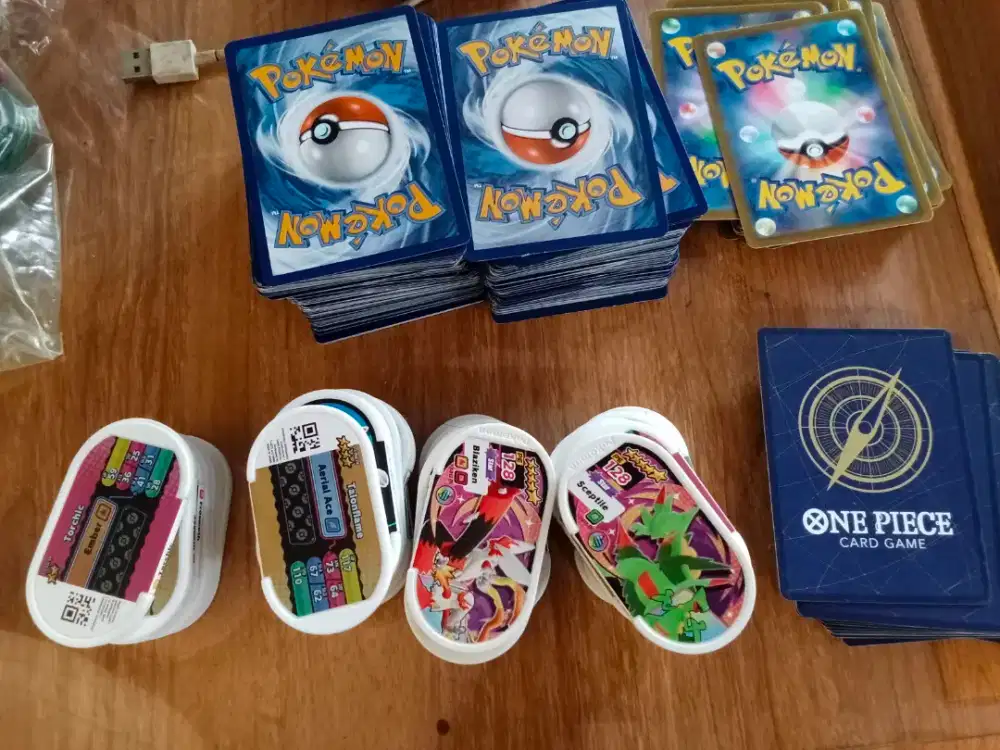 Borongan 300pcs Kartu POKEMON dan 38pcs POKEMON Mezastar COD Cijantung