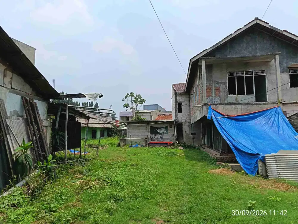 Rumah dan Pekarangan cocok untuk workshop dan Ruang usaha