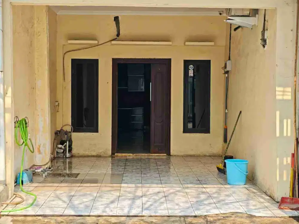 jual rumah di villa taman bandara