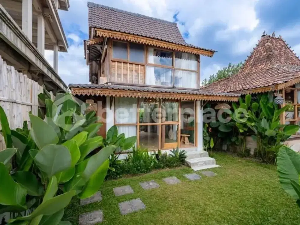 Brand-New Heritage Villa in Ubud: Hand-Crafted Joglo Architecture, Turnkey Furnishing, Outstanding Investment Upside