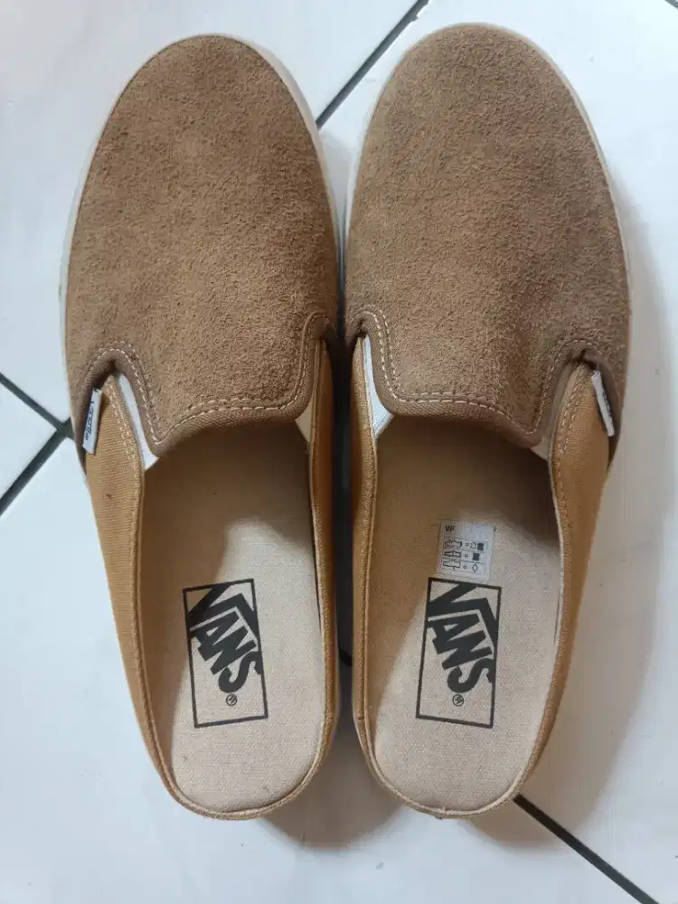 Vans slip on size 42