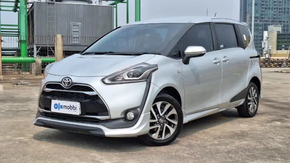 Toyota Sienta 1.5 Q Bensin-AT 2016