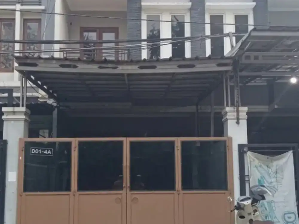 ANA DISEWAKAN RUMAH UK 4.5X23M DI JALAN RAYA JELAMBAR