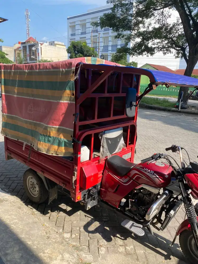 Viar Karya Merah 2025