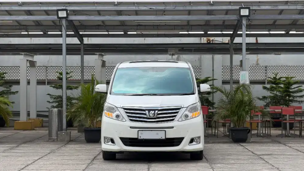 TOYOTA ALPHARD 2.4 G AT, PUTIH 2014