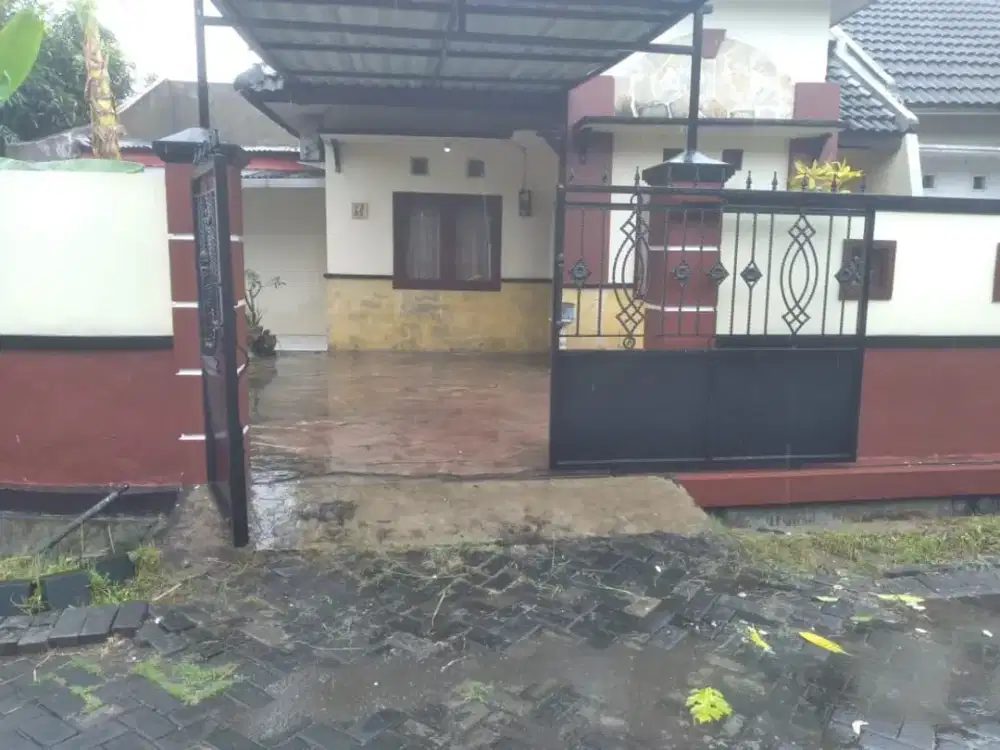 DIJUAL RUMAH PERMATA SAFIRA SURABAYA BARAT