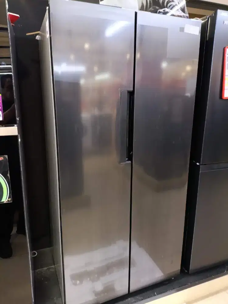 Kulkas SBS polytron