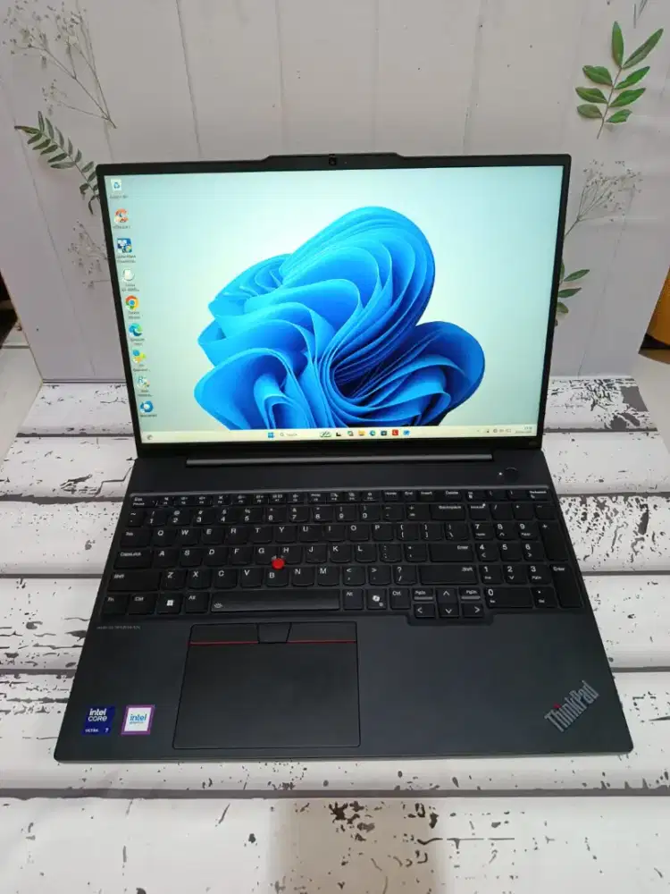 LENOVO THINKPAD E16 G2 CORE ULTRA 7 155U 16/1TB SSD ( MULUS LIKE NEW)