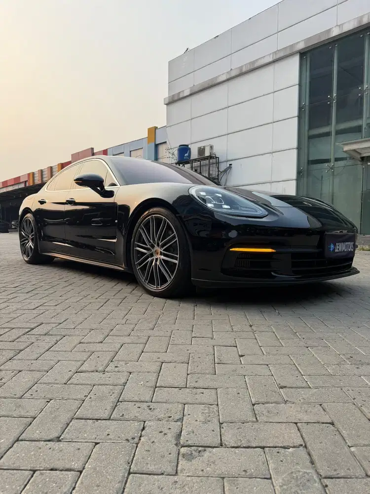 Porsche Panamera 4s 2018