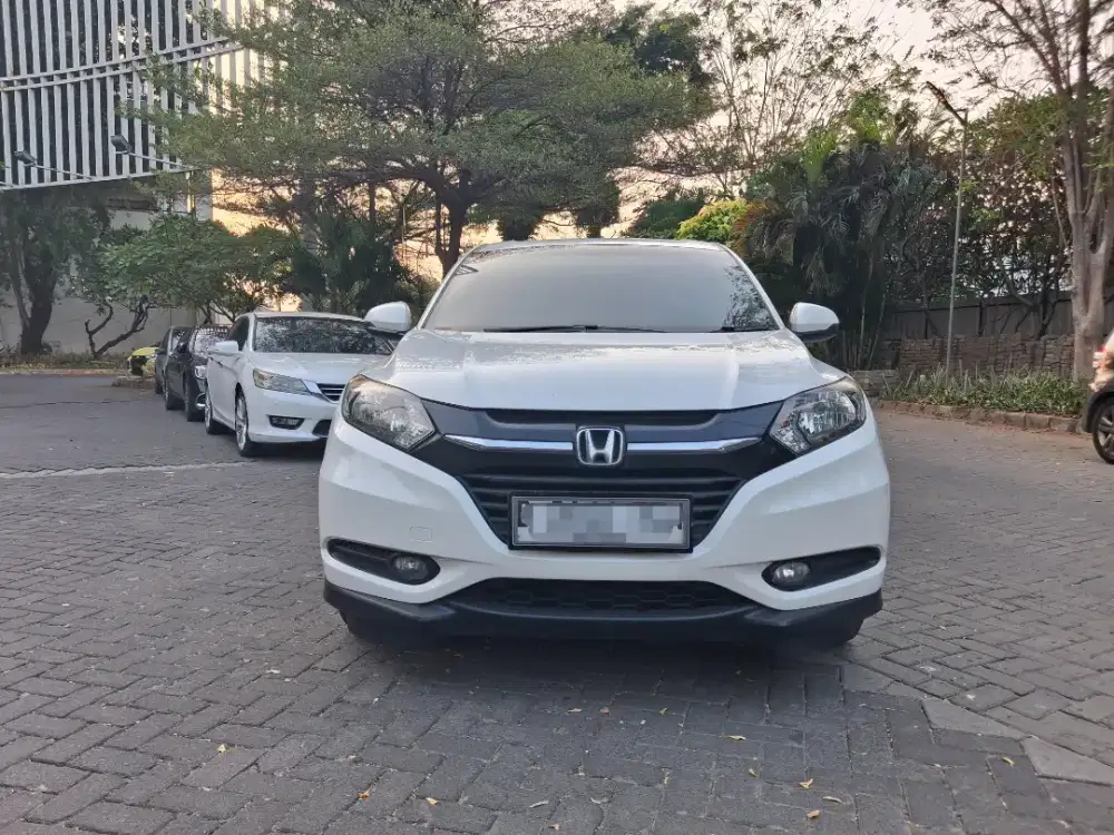 Honda HR-V 1.5 E AT Cvt 2017 Putih