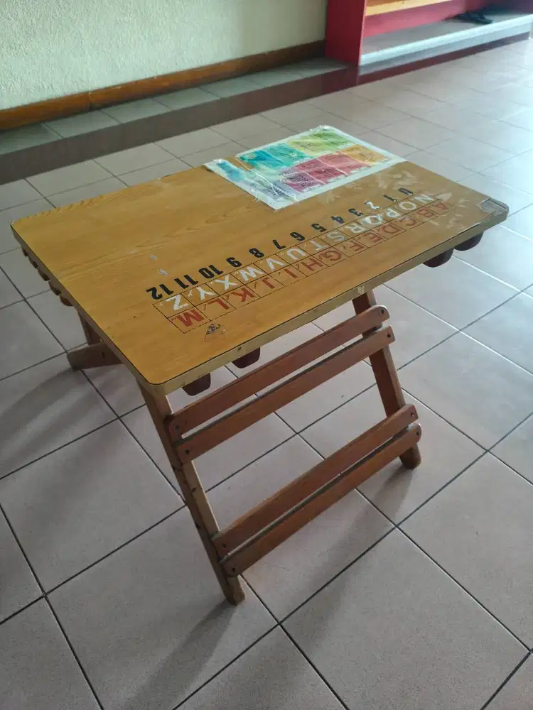 Meja Belajar Anak