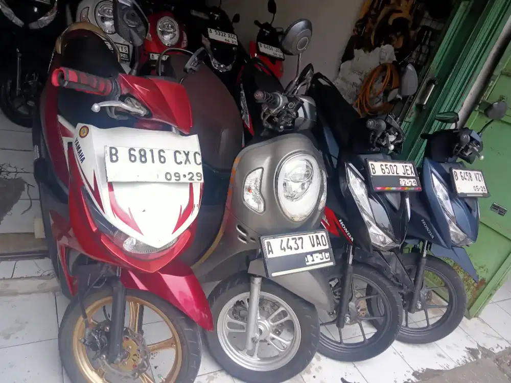 Ready berbagai unit motor seken