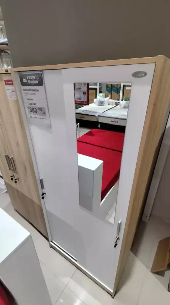 LEMARI PAKAIAN PINTU GESER