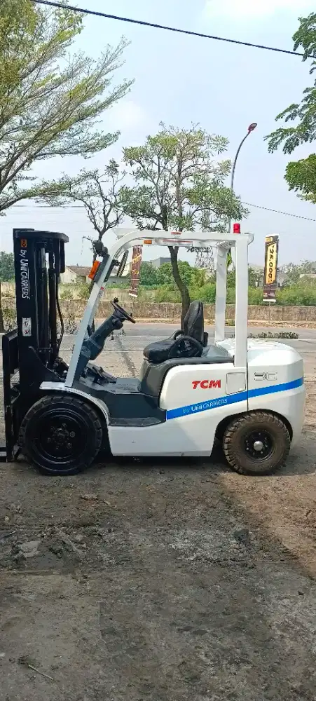 Forklift TCM 3 Ton,Matic,Threelift 4,3 Meter,Isuzu C240,Tahun 2020