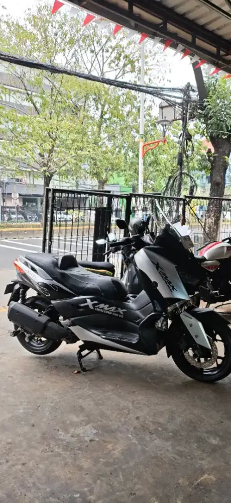 X MAX SEPERTI BARU