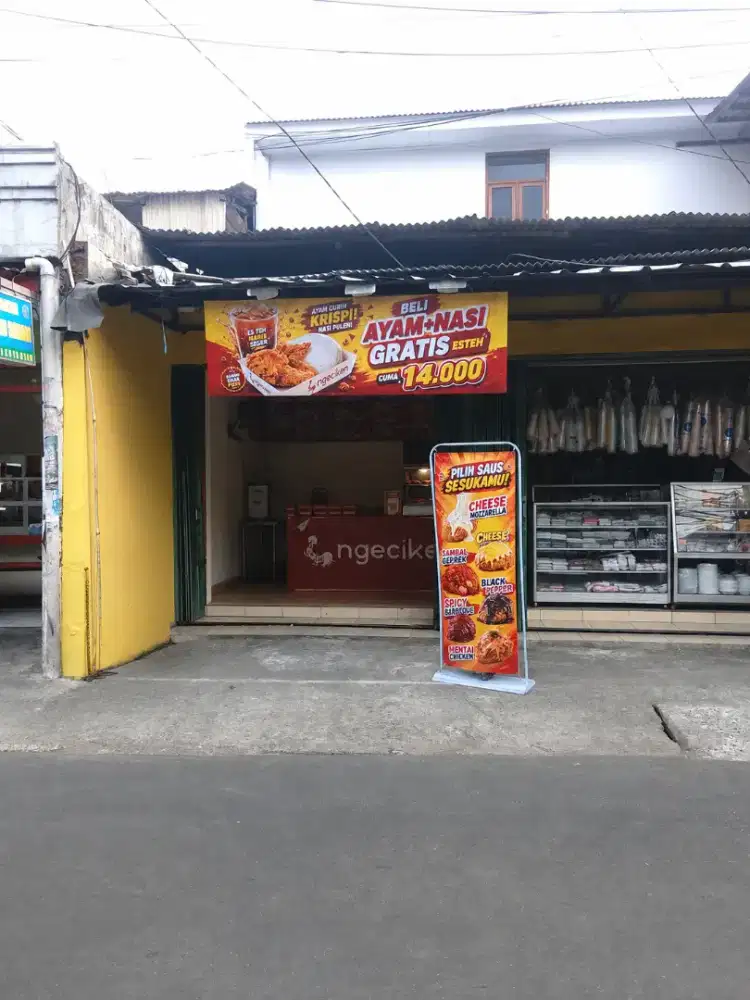 Lowongan Kerja Crew Outlet