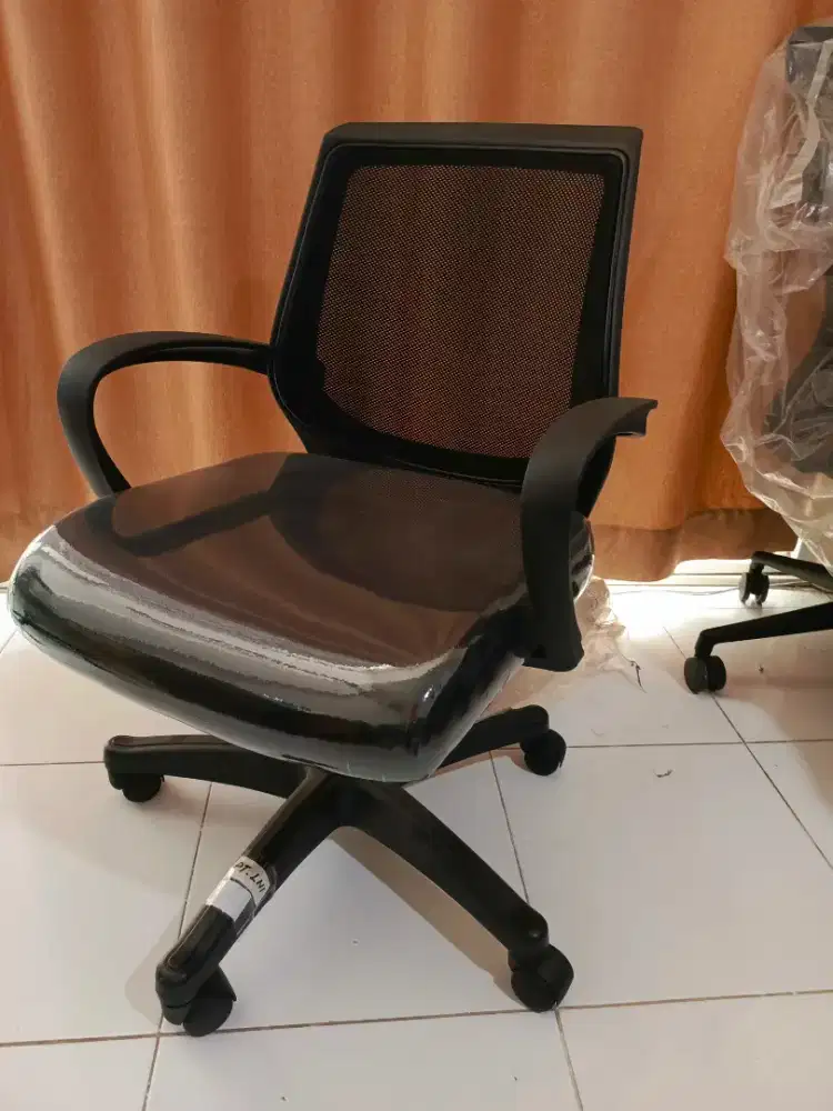 Kursi kantor yj-07