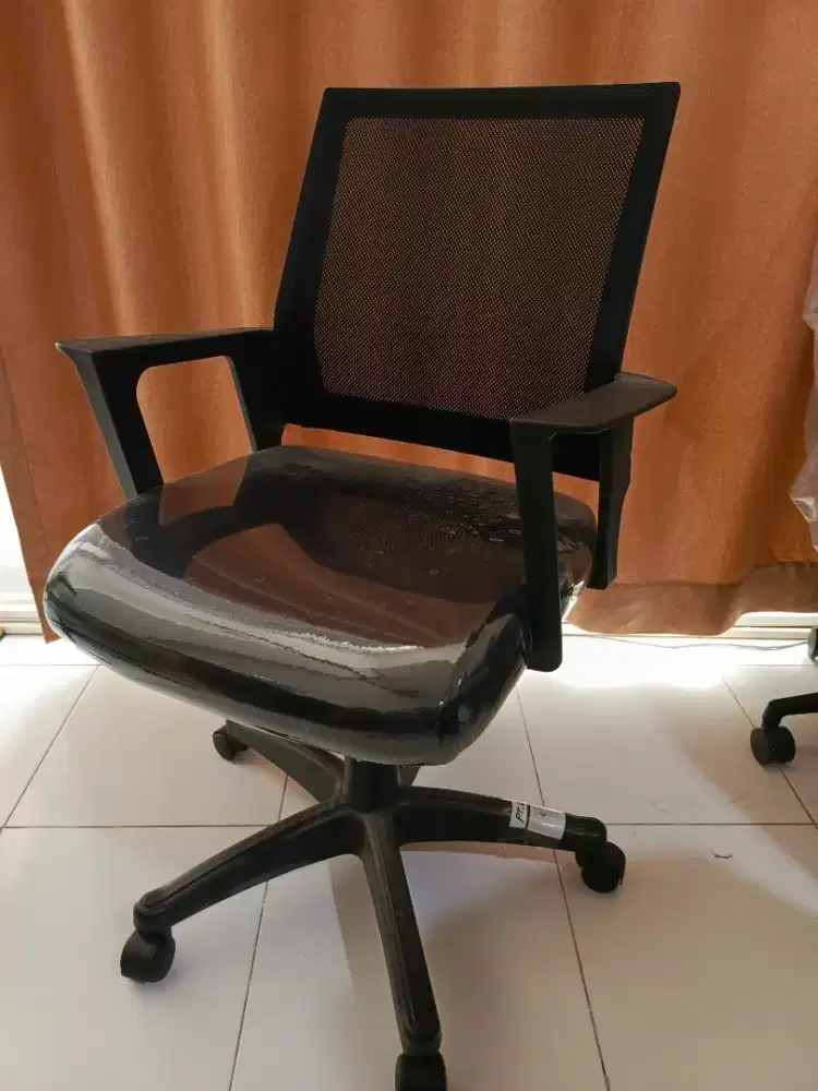 Kursi kantor yj-04