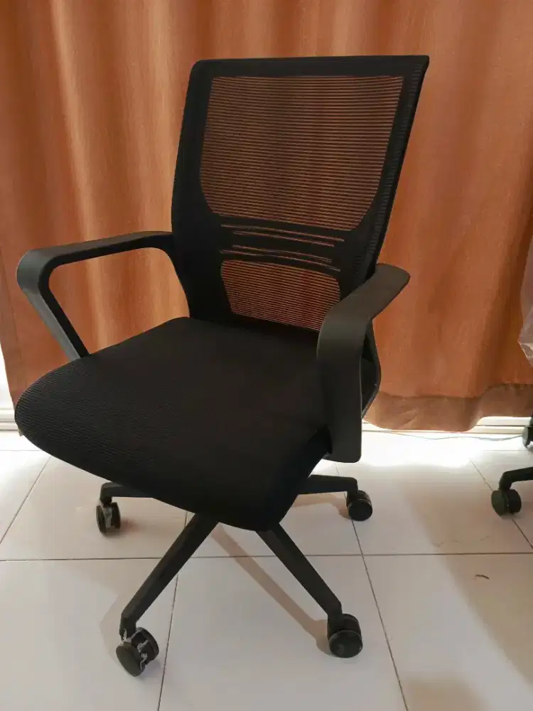 Kursi kantor yj-06