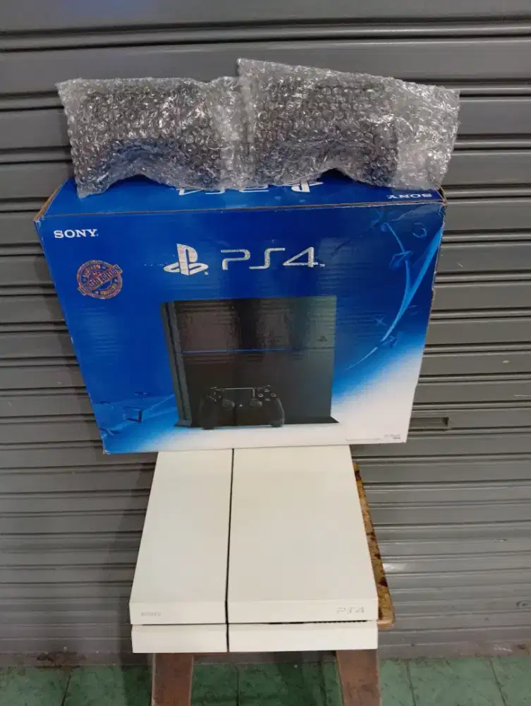 PS4 FAT 500GB PUTIH SERI 12XX FULL GAME BEBAS PILIH(BACA DESKRIPSI)
