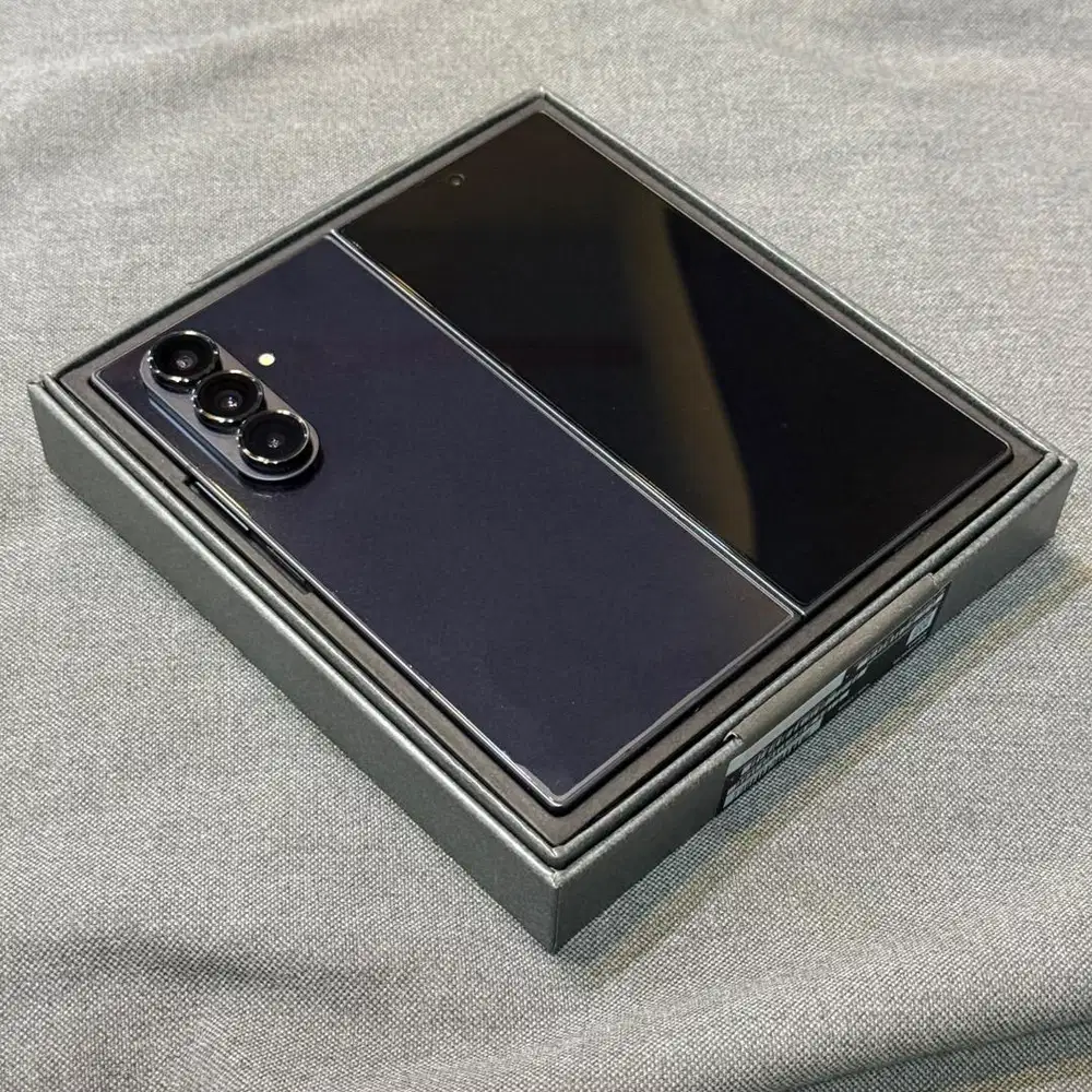 Samsung Z Fold 7 5G 512GB Jet Black Sein