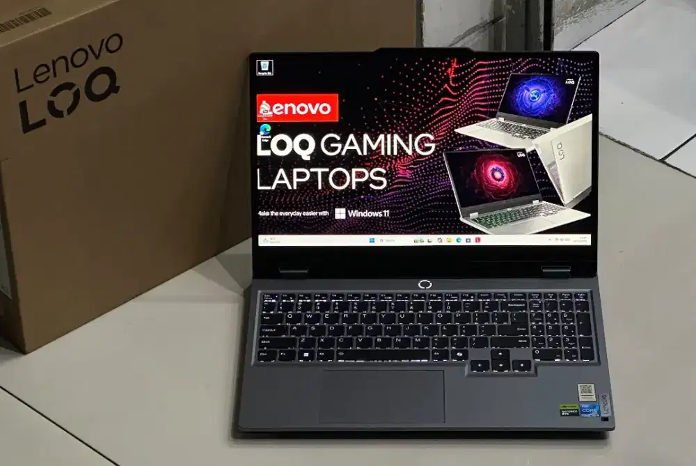 jual laptop Lenovo Loq 15IAX9 Fullset