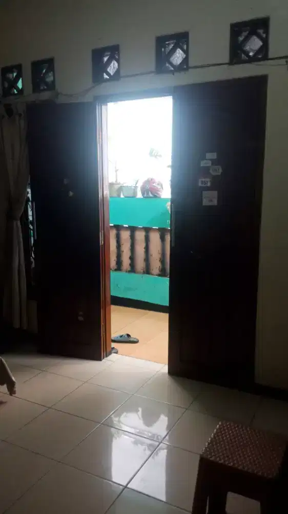 Disewakan rumah 2 lantai