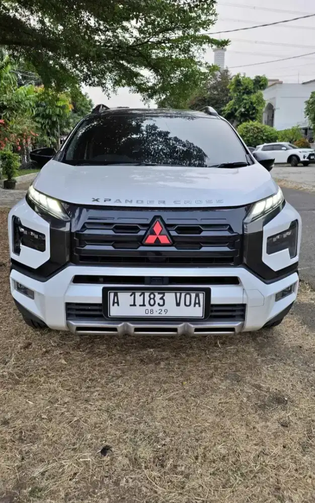 Xpander Cross Premium Plus Two Tone 2024