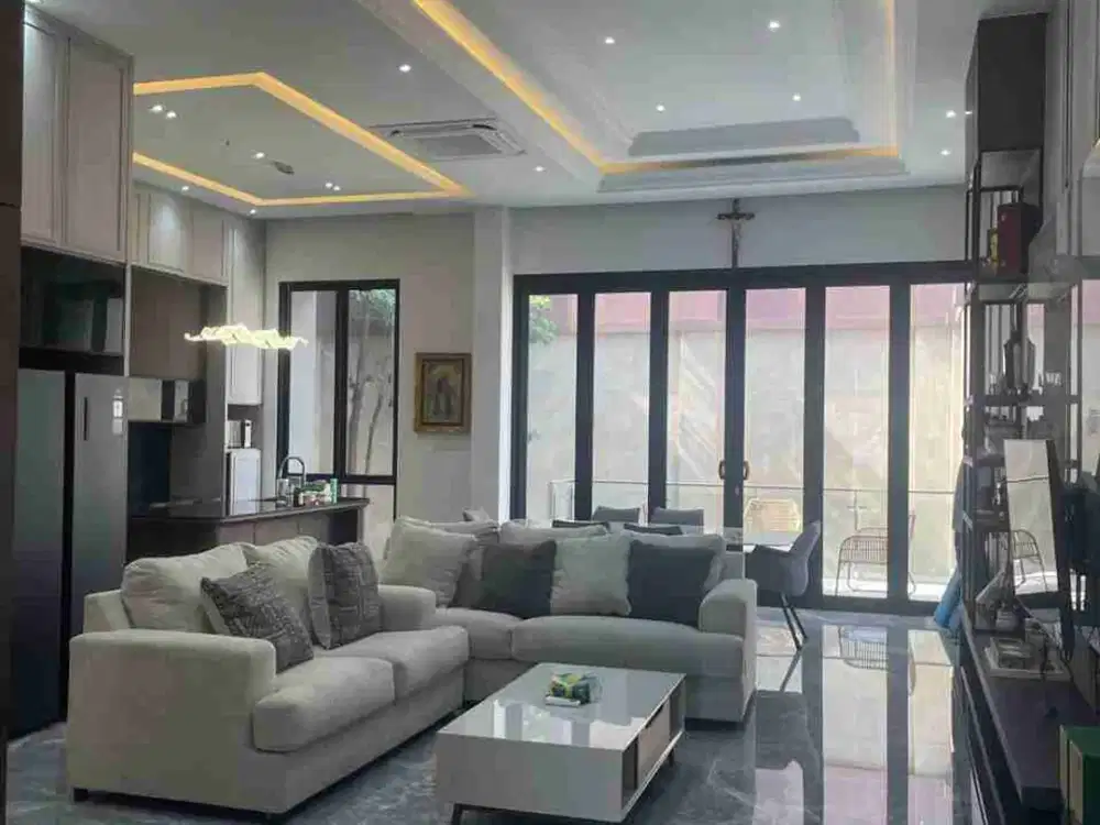 Jual Rumah Pantai Bukit Villa Full Interior 3Lt