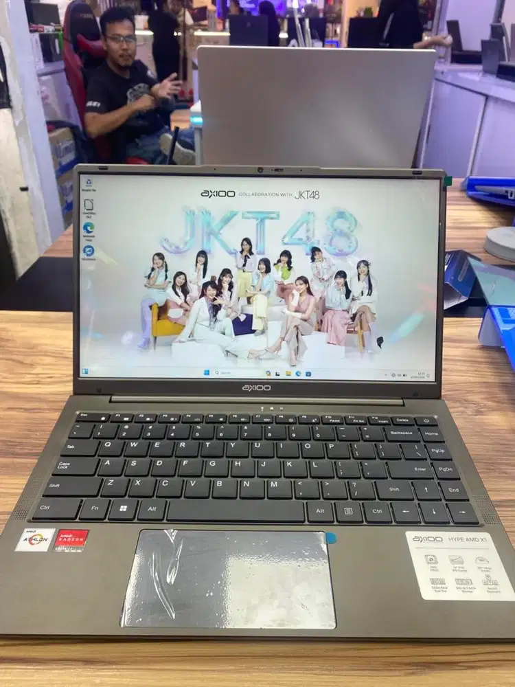Laptop AXIOO HYPE X1