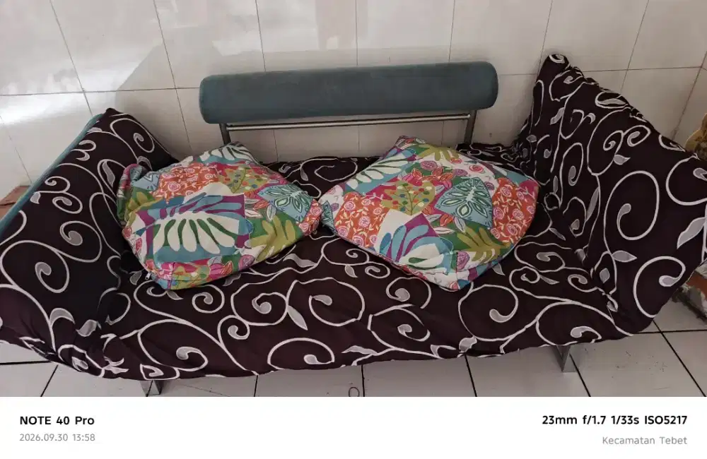 Sofa kursi lipat