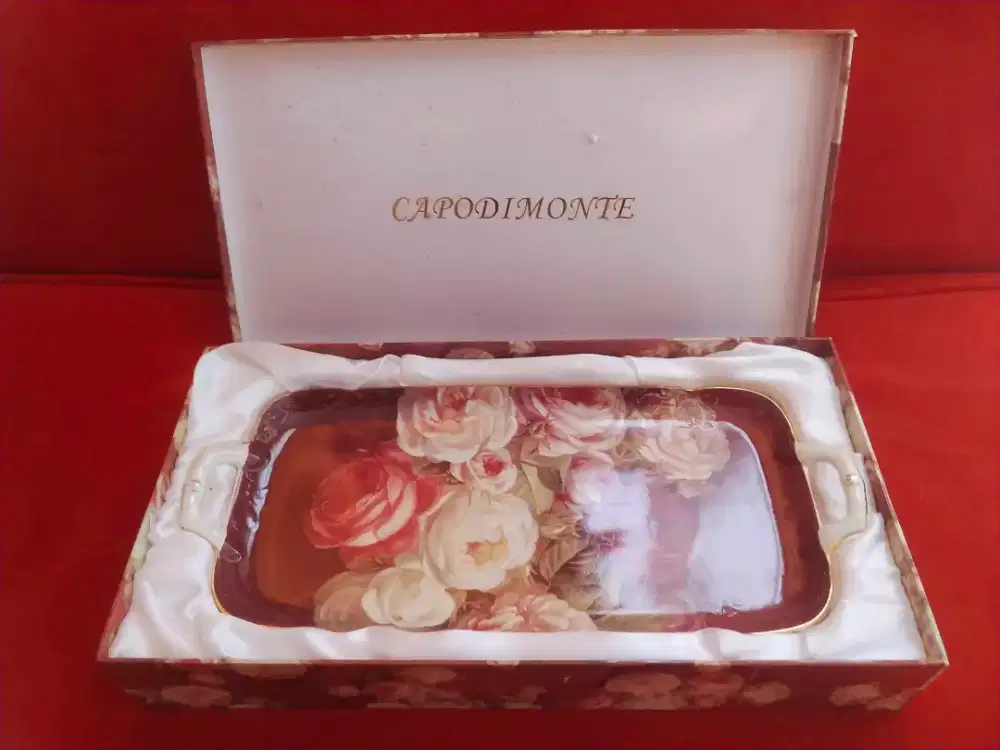 Ceramic porselene handcraft italy Capodimonte