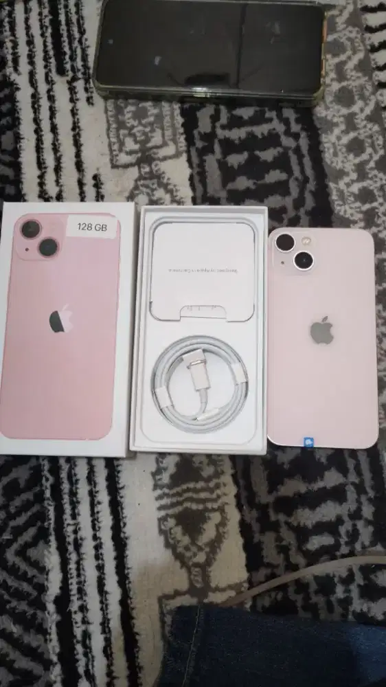 iPhone 13 128gb inter