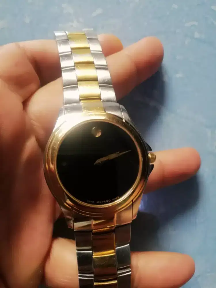 MOVADO Museum Classic. Diamond.