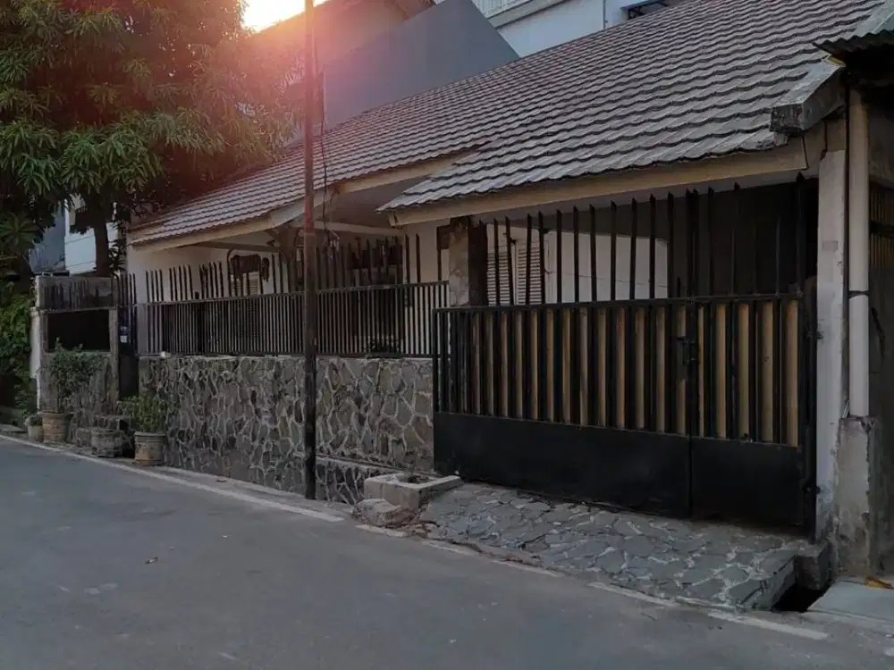 Rumah Rajawali Selatan Sawah Besar Kemayoran 231m 1 lantai