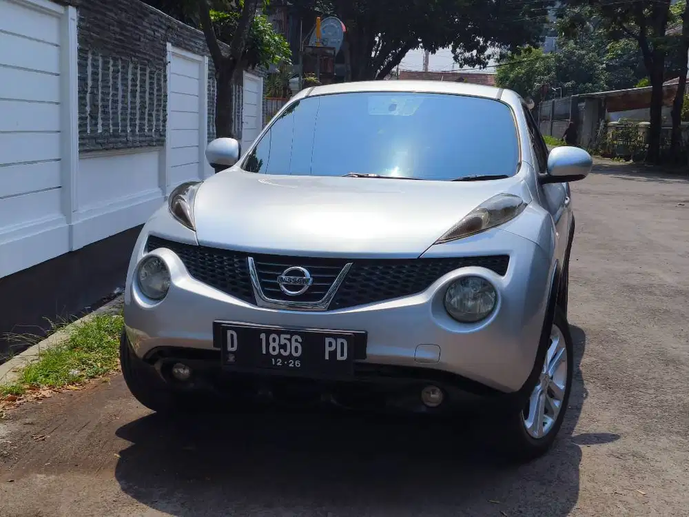 nissan juke 1.5 at matic 2011 silver mulus bandung