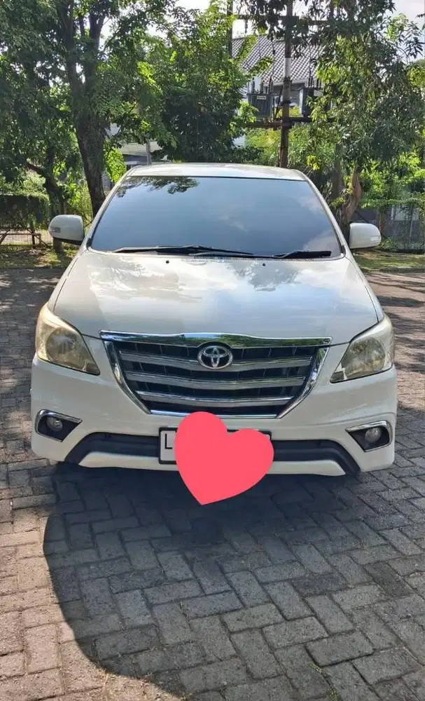 Innova V diesel AT 2015