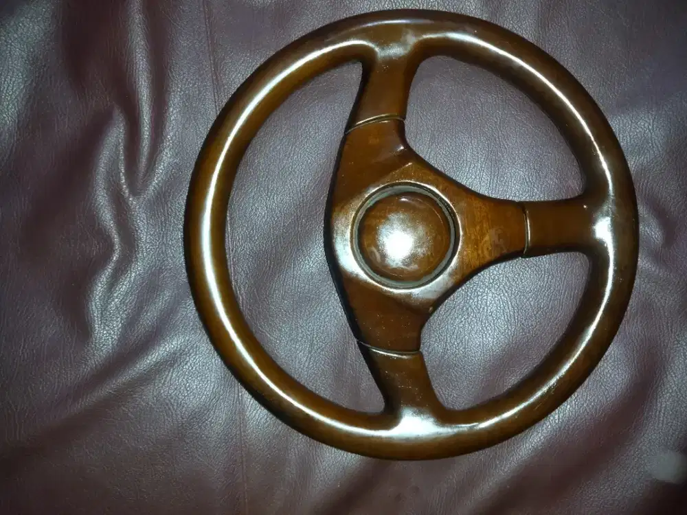 Stir mobil kayu