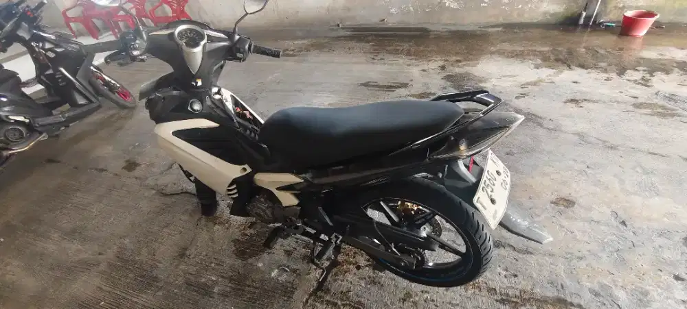 Jupiter MX 135 cc 2012