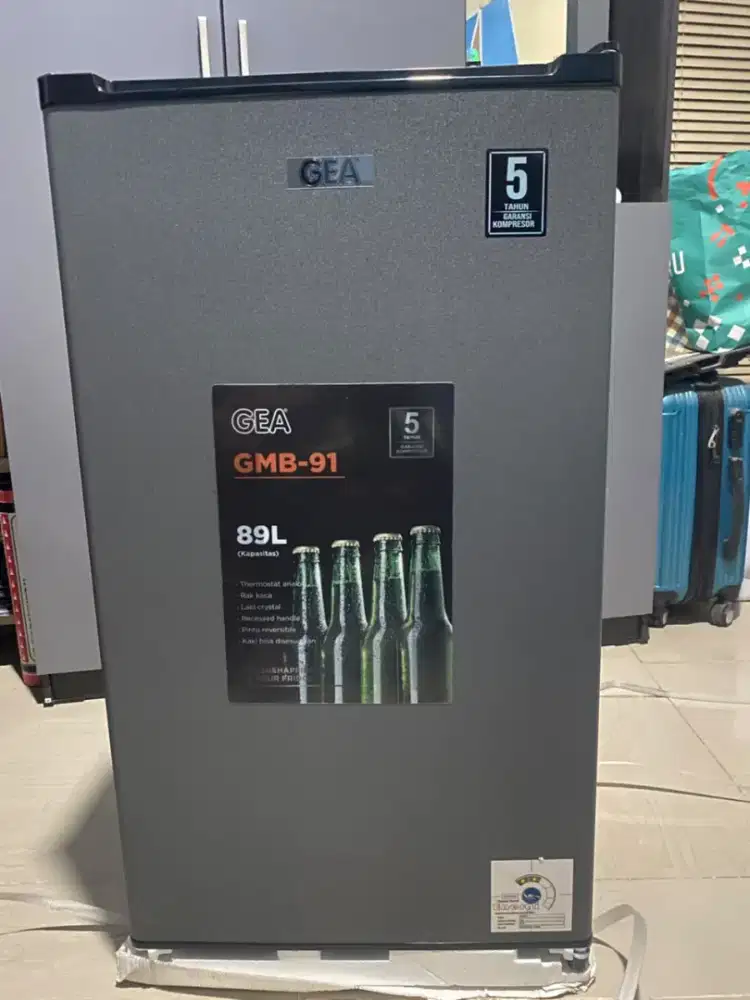 Kulkas GEA mini bar