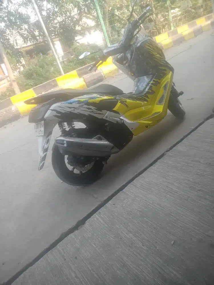 Di jual motor Nmax tahun 2015