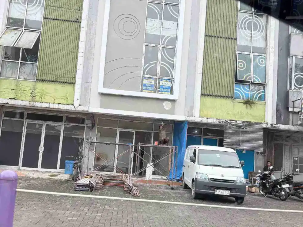 dijual atau di sewa ruko glaze