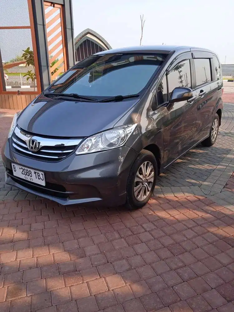 Honda Freed 2013 Bensin