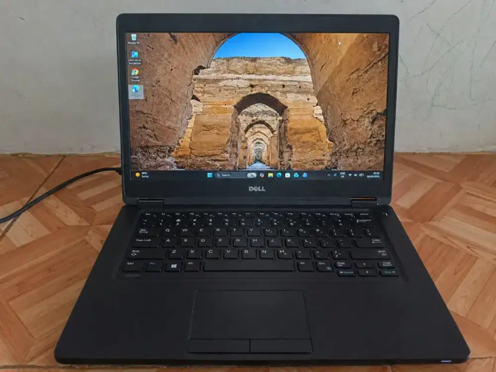 Dell i5 Gen 6 RAM 8GB DDR4 SSD 128GB14 IN FULL HD VGA INTEL HD