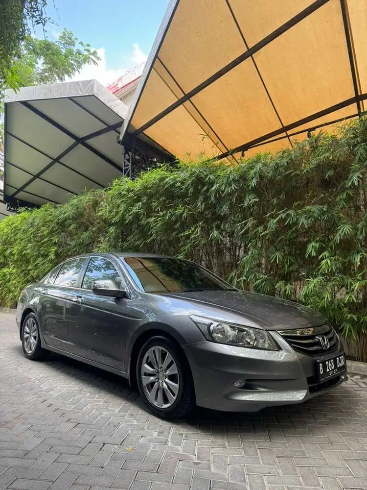 Honda Accord VTIL 2012 LOW KM