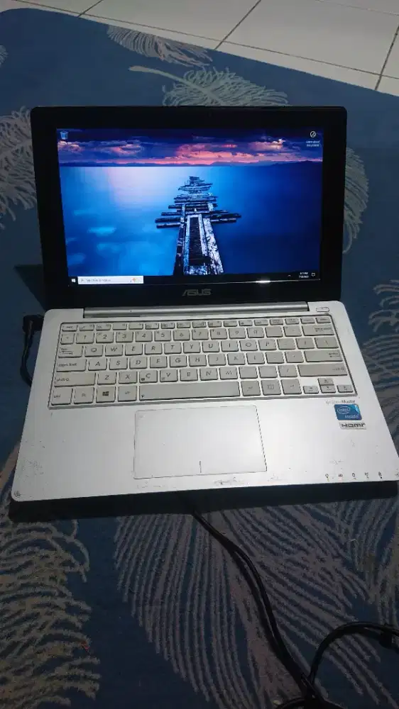 Laptop Asus x201e 12inc