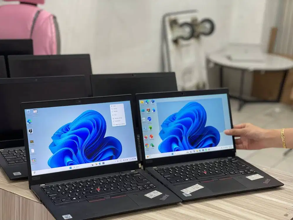 LENOVO THINKPAD X13 TOUCH CORE I5 GEN10 16/512 LAYAR 13.3 INCH *KC